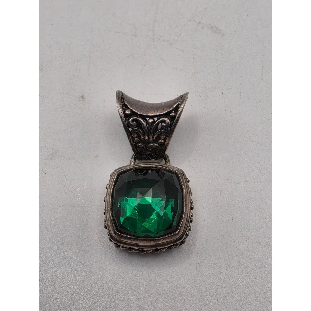 Sarda Sterling Silver 925 Green Crystal Cushion Cut Filigree Pendant 1 Inch